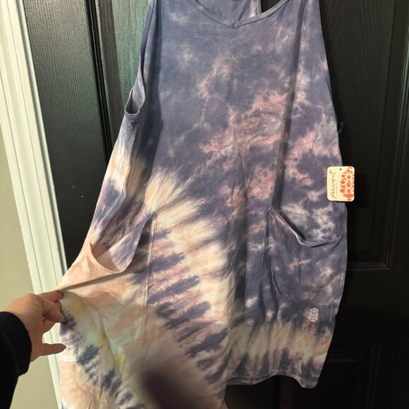 NWT Free People Jump Suit Shorts Tie Dye Pink Purple White Medium - Picture 2 of 4